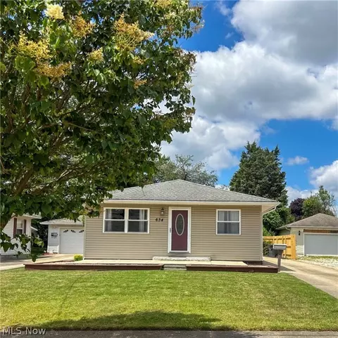 634 Bridge Rd, Akron, OH 44312