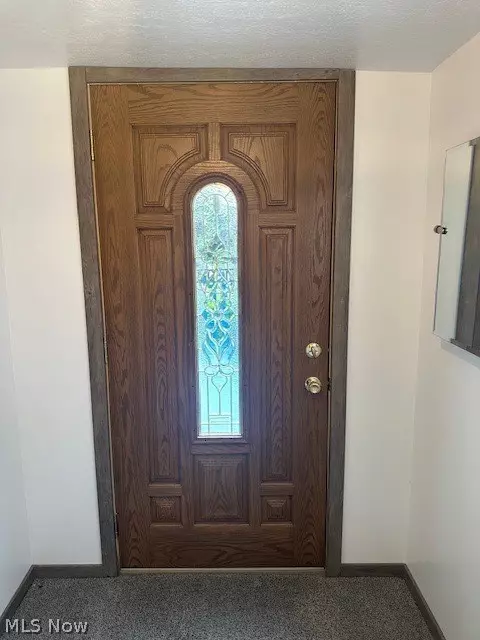 Entry Way - 910 Elizabeth St, Minerva, OH 44657 photo 1 of 1