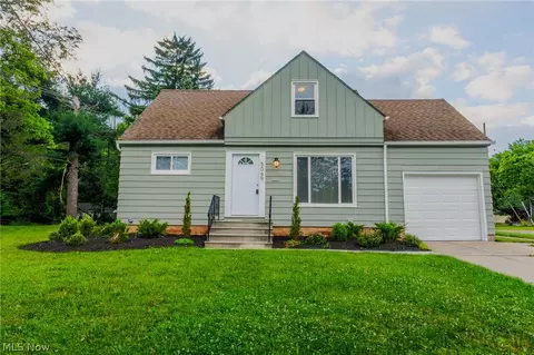5069 Stanley Ave, Maple Heights, OH 44137