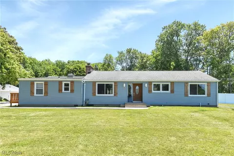 29514 Ridge Rd, Wickliffe, OH 44092