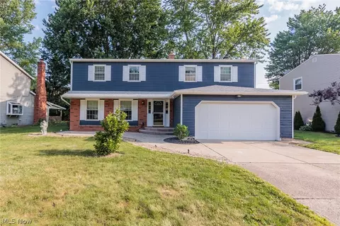28276 Gardenia Dr, North Olmsted, OH 44070