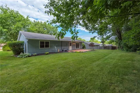 Exterior - 7093 Brandywine Dr, Mentor, OH 44060 photo 10 of 16