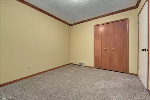 Bedroom - 7093 Brandywine Dr, Mentor, OH 44060 photo 5 of 5