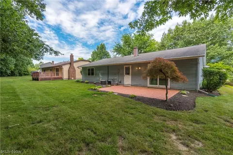 Exterior - 7093 Brandywine Dr, Mentor, OH 44060 photo 7 of 16