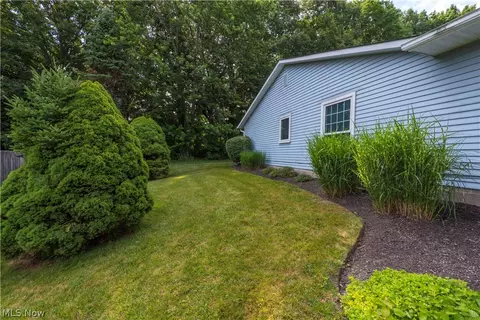 Exterior - 7093 Brandywine Dr, Mentor, OH 44060 photo 5 of 16