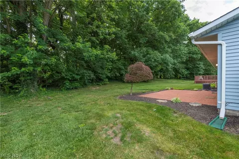 Exterior - 7093 Brandywine Dr, Mentor, OH 44060 photo 6 of 16