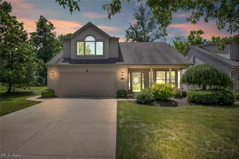 8185 Washington Ave, North Royalton, OH 44133