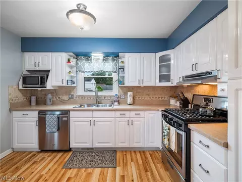 116 Northfield Dr, Elyria, OH 44035 photo 10