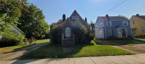 3981 E 154th St, Cleveland, OH 44128