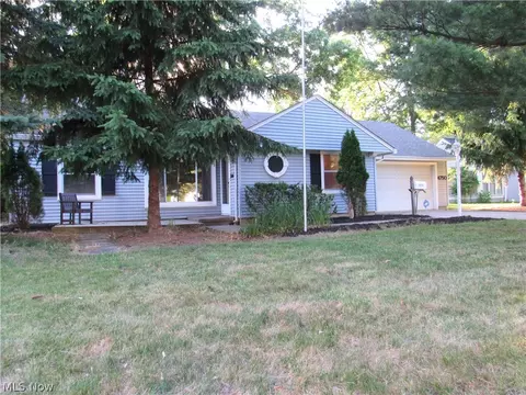4750 W 210th St, Fairview Park, OH 44126