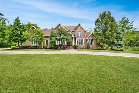 4399 Kings Forest Blvd, Richfield, OH 44286