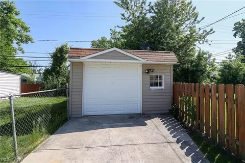 Exterior - 443 E 330th St, Willowick, OH 44095 photo 3 of 6