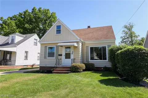 Exterior - 443 E 330th St, Willowick, OH 44095 photo 6 of 6