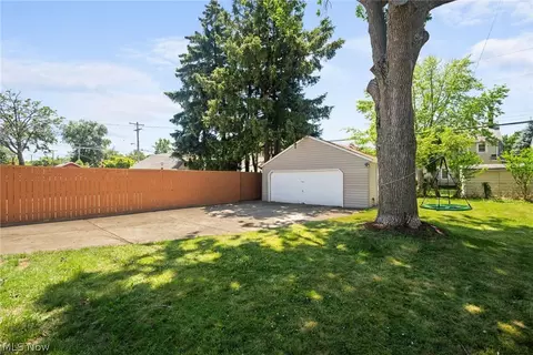 308 E 214 St, Euclid, OH 44123 photo 28
