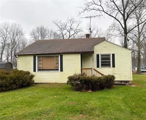 7727 Wadsworth Rd, Medina, OH 44256