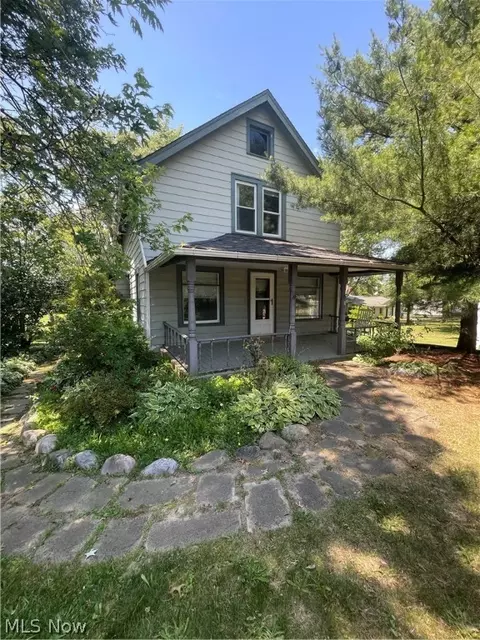 12452 Chillicothe Rd, Chesterland, OH 44026