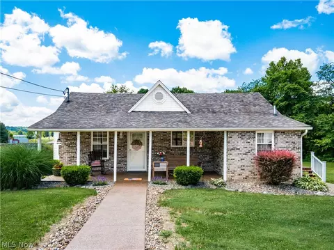 Exterior - 5245 Center Rd, Philo, OH 43771 photo 2 of 15