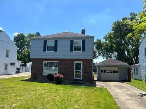 81 Melrose Ave, Youngstown, OH 44512