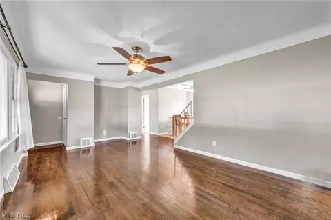 3911 E 365th St, Willoughby, OH 44094 photo 7