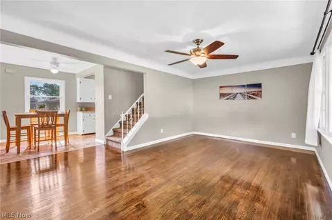 3911 E 365th St, Willoughby, OH 44094 photo 5