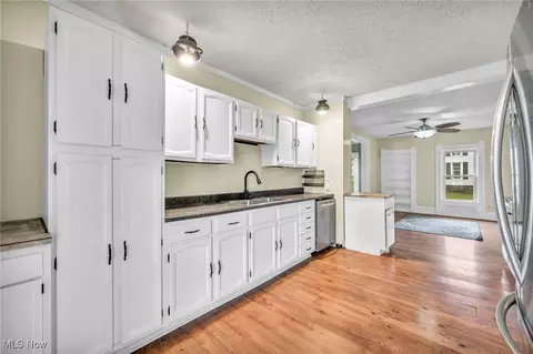 Kitchen - 51 E Walnut St, Jefferson, OH 44047 photo 2 of 3