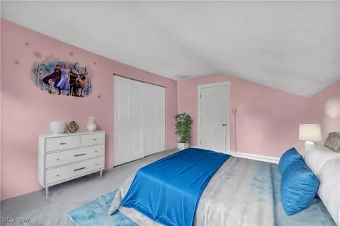 Bedroom - 51 E Walnut St, Jefferson, OH 44047 photo 5 of 8