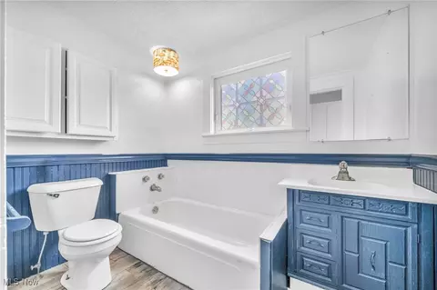 Bath - 51 E Walnut St, Jefferson, OH 44047 photo 1 of 2