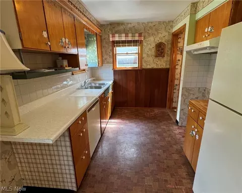 8859 Echo Dr, Mentor, OH 44060 photo 6