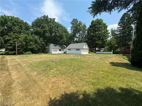 8859 Echo Dr, Mentor, OH 44060 photo 11