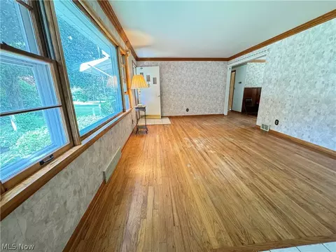 8859 Echo Dr, Mentor, OH 44060 photo 4
