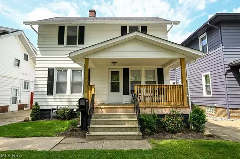3424 W 131st St, Cleveland, OH 44111
