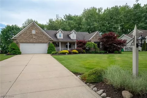 9576 Deer Rdg, Mentor, OH 44060