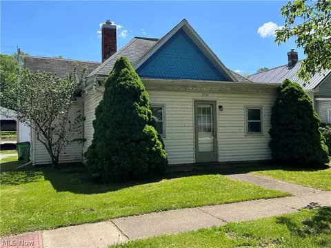 230 N Main St, Killbuck, OH 44637 photo 6