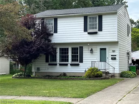 394 West St, Berea, OH 44017