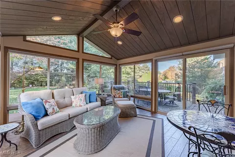 33567 Lisa Ln, Solon, OH 44139 photo 16