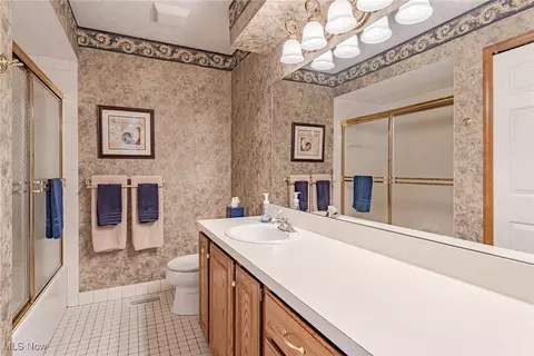33567 Lisa Ln, Solon, OH 44139 photo 33