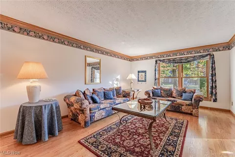 33567 Lisa Ln, Solon, OH 44139 photo 6