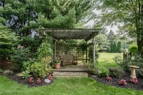 33567 Lisa Ln, Solon, OH 44139 photo 47
