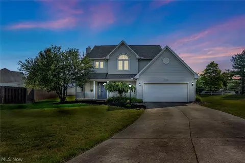 4162 Roanoke Dr, Brunswick, OH 44212