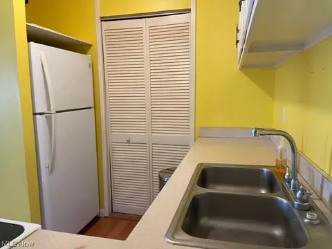 41 Valley Forge Ln, Elyria, OH 44035 photo 9