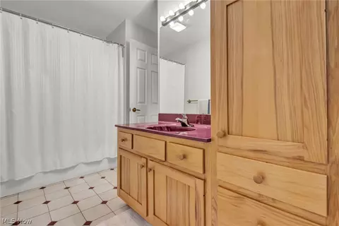 39211 Glenlivet Ct, Solon, OH 44139 photo 27