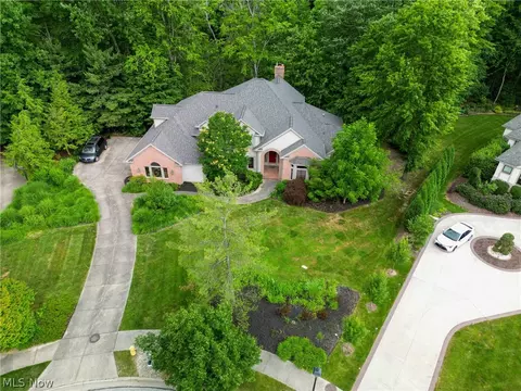 39211 Glenlivet Ct, Solon, OH 44139 photo 46