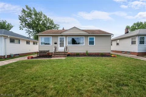 2113 Brookdale Ave, Cleveland, OH 44134