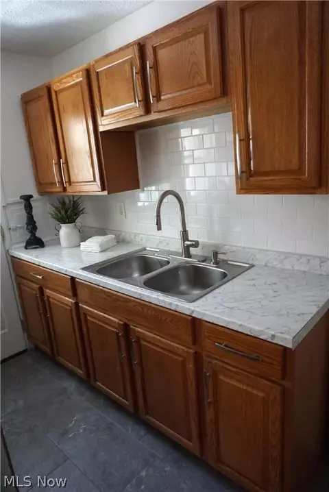 Kitchen - 331 E 250th St, Euclid, OH 44132 photo 3 of 5