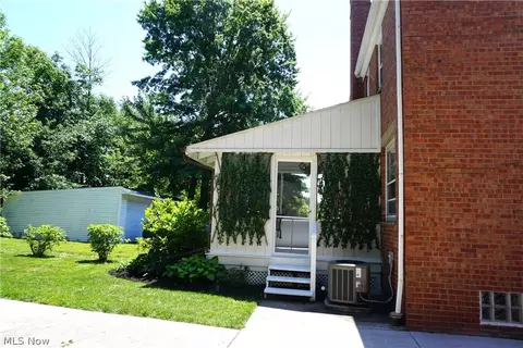 Exterior - 331 E 250th St, Euclid, OH 44132 photo 2 of 9