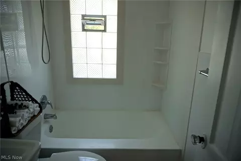 Bath - 331 E 250th St, Euclid, OH 44132 photo 2 of 4