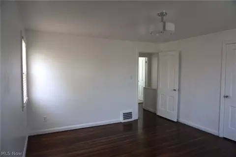 Bedroom - 331 E 250th St, Euclid, OH 44132 photo 3 of 3