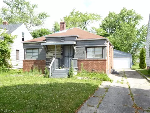 16005 Cloverside Ave, Cleveland, OH 44128
