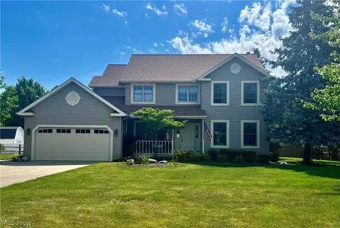 2561 Barkwood Dr, Sheffield Village, OH 44054