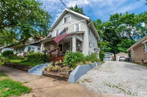 2309 14th St SW, Akron, OH 44314